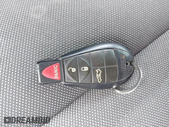 ✅ 2014 Dodge Challenger R/T • VIN: 2C3CDYBT9EH183963 • Лот: 43427563. Опубліковано раніше на IAAI з пробігом 109 367 миль. Безкоштовний доступ до архіву аукціонних продажів зі США та докладний звіт про історію автомобіля на DreamBid. Зображення 11.