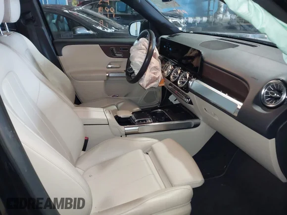 ✅ 2020 Mercedes-Benz GLB 250 • VIN: W1N4M4HB2LW013555 • Лот: 44272186. Опубликован ранее на IAAI с пробегом 54 341 миль. Бесплатный доступ к архиву аукционных продаж из США и подробный отчёт об истории автомобиля на DreamBid. Изображение 5.