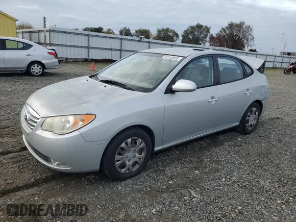 ✅ 2010 Hyundai Elantra SE • VIN: KMHDU4AD6AU014800 • Лот: 93142025. Опубліковано раніше на Copart з пробігом 89 031 миль. Безкоштовний доступ до архіву аукціонних продажів зі США та докладний звіт про історію автомобіля на DreamBid. Зображення 1.