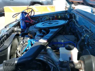 ✅ 1987 Mazda B-Series SE5 • VIN: JM2UF1119H0528625 • Лот: 42595169. Опубликован ранее на IAAI с пробегом 205 221 миль. Бесплатный доступ к архиву аукционных продаж из США и подробный отчёт об истории автомобиля на DreamBid. Изображение 14.