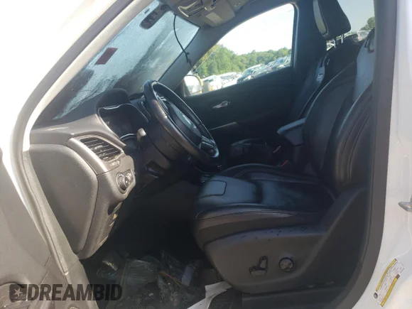 ✅ 2019 Jeep Cherokee Limited • VIN: 1C4PJMDN5KD257255 • Лот: 61078763. Опубліковано раніше на Copart з пробігом Не вказано. Безкоштовний доступ до архіву аукціонних продажів зі США та докладний звіт про історію автомобіля на DreamBid. Зображення 7.