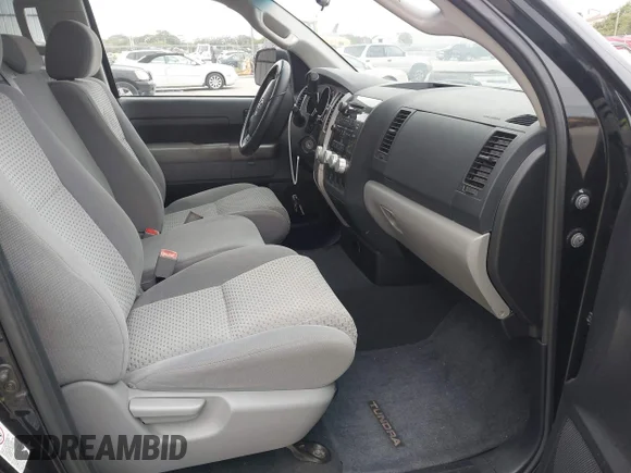 ✅ 2013 Toyota Tundra • VIN: 5TFRU5F18DX028389 • Lot: 44116534. Wystawiony na IAAI z przebiegiem 244 106 mil. Bezpłatny archiwum sprzedaży aukcyjnych z USA i szczegółowy raport historii pojazdu na DreamBid. Zdjęcie 5.