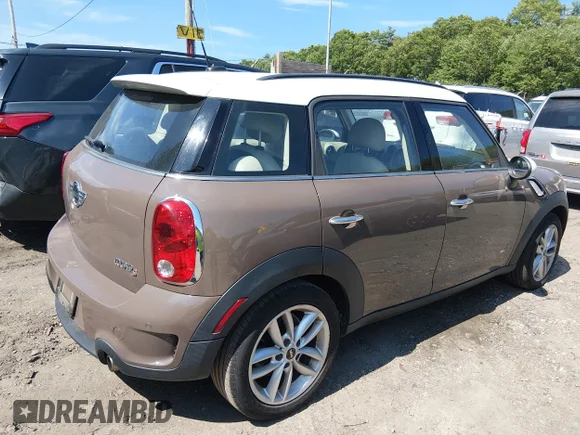 ✅ 2012 MINI Countryman S • VIN: WMWZC5C54CWL56937 • Lot: 45601562. Wystawiony na IAAI z przebiegiem 109 372 mil. Bezpłatny archiwum sprzedaży aukcyjnych z USA i szczegółowy raport historii pojazdu na DreamBid. Zdjęcie 4.