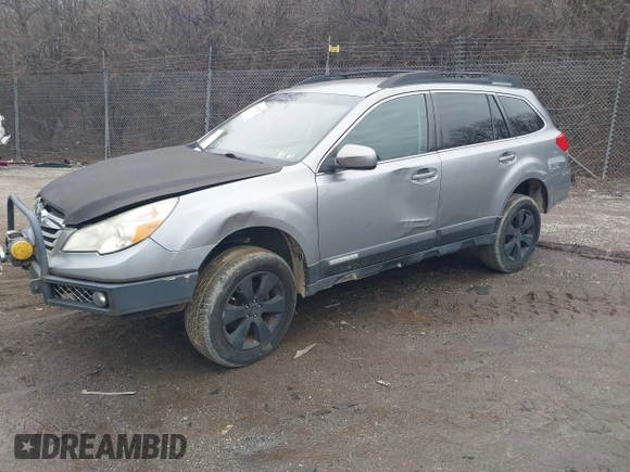 ✅ 2011 Subaru Outback Limited • VIN: 4S4BRBJC1B3350043 • Lot: 44142493. Wystawiony na IAAI z przebiegiem 202 461 mil. Bezpłatny archiwum sprzedaży aukcyjnych z USA i szczegółowy raport historii pojazdu na DreamBid. Zdjęcie 2.