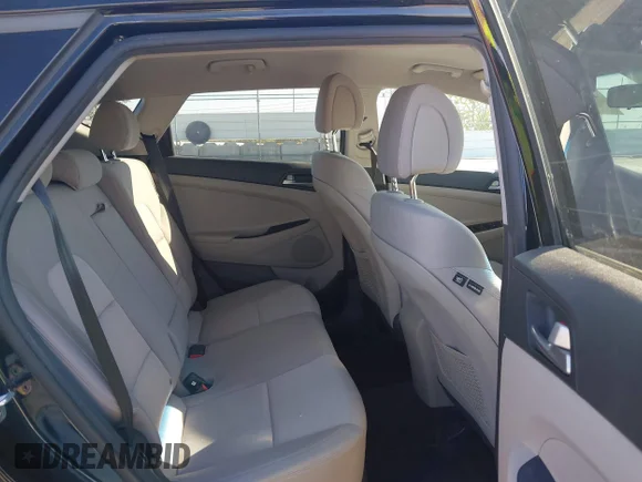 ✅ 2018 Hyundai Tucson SEL • VIN: KM8J3CA41JU750043 • Lot: 44553886. Wystawiony na IAAI z przebiegiem 100 290 mil. Bezpłatny archiwum sprzedaży aukcyjnych z USA i szczegółowy raport historii pojazdu na DreamBid. Zdjęcie 8.