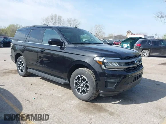 ✅ 2024 Ford Expedition XLT • VIN: 1FMJU1J85REA08710 • Lot: 41966242. Wystawiony na IAAI z przebiegiem 68 191 mil. Bezpłatny archiwum sprzedaży aukcyjnych z USA i szczegółowy raport historii pojazdu na DreamBid. Zdjęcie 1.