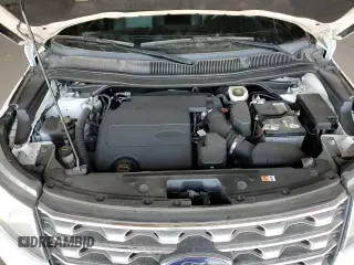 ✅ 2017 Ford Explorer XLT • VIN: 1FM5K8D88HGD84705 • Lot: 58265165. Wystawiony na Copart z przebiegiem 69 189 mil. Bezpłatny archiwum sprzedaży aukcyjnych z USA i szczegółowy raport historii pojazdu na DreamBid. Zdjęcie 14.