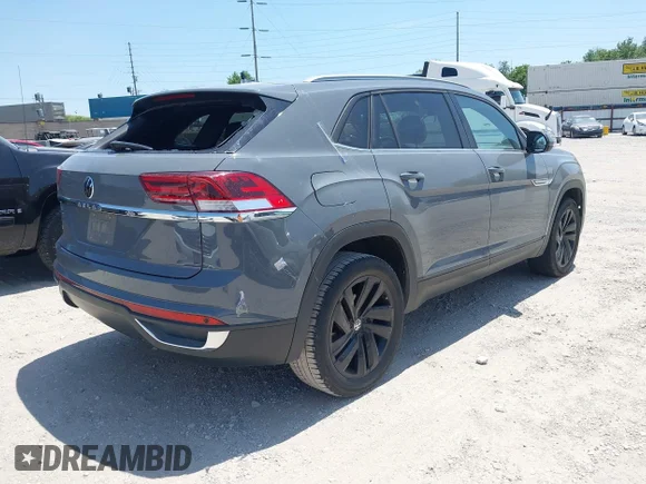 ✅ 2021 Volkswagen Atlas SE • VIN: 1V2JC2CA5MC239218 • Lot: 45120226. Wystawiony na IAAI z przebiegiem 100 031 mil. Bezpłatny archiwum sprzedaży aukcyjnych z USA i szczegółowy raport historii pojazdu na DreamBid. Zdjęcie 4.