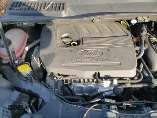 ✅ 2018 Ford Escape SE • VIN: 1FMCU9GD7JUC24614 • Lot: 94975785. Wystawiony na Copart z przebiegiem 83 876 mil. Bezpłatny archiwum sprzedaży aukcyjnych z USA i szczegółowy raport historii pojazdu na DreamBid. Zdjęcie 14.