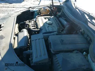 ✅ 2012 Volkswagen CC Sport • VIN: WVWMP7AN0CE516270 • Lot: 41430127. Listed on IAAI with 173,418 mi. Free auction sales archive from the USA and detailed vehicle history report at DreamBid. Image 12.