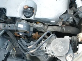 ✅ 2010 Toyota Highlander • VIN: 5TDBK3EH0AS014188 • Lot: 43537768. Listed on IAAI with 256,142 mi. Free auction sales archive from the USA and detailed vehicle history report at DreamBid. Image 19.