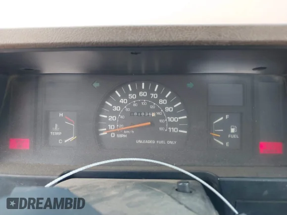 ✅ 1986 Toyota Pickup • VIN: JT4RN50R7G0161492 • Lot: 41806109. Wystawiony na IAAI z przebiegiem 181 836 mil. Bezpłatny archiwum sprzedaży aukcyjnych z USA i szczegółowy raport historii pojazdu na DreamBid. Zdjęcie 7.