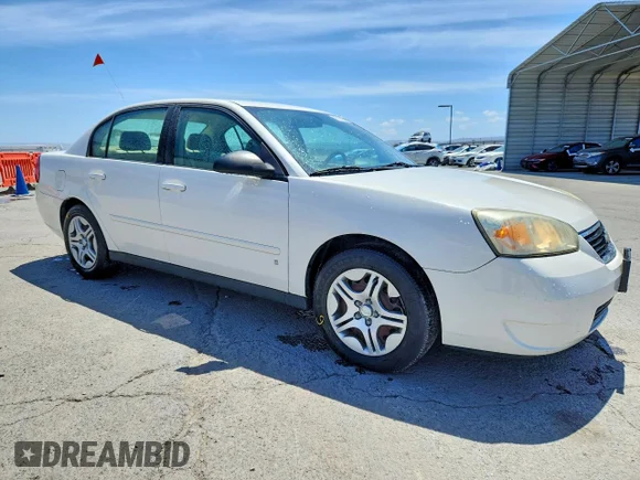 ✅ 2008 Chevrolet Malibu Classic LS 2FL • VIN: 1G1ZS58NX8F126351 • Lot: 50383676. Wystawiony na Copart z przebiegiem 110 941 mil. Bezpłatny archiwum sprzedaży aukcyjnych z USA i szczegółowy raport historii pojazdu na DreamBid. Zdjęcie 4.