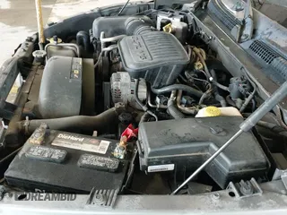 2005 Dodge Dakota ST z VIN 1D7HW28K35S343289, wystawiony jako IAAI lot #41901707 z przebiegiem 187 617 mil mil oraz . Historia ofert i sprzedaży dostępna na DreamBid. Obrazek 13.