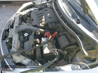 ✅ 2008 Nissan Versa SL • VIN: 3N1BC13E08L393948 • Lot: 42660186. Wystawiony na IAAI z przebiegiem 178 082 mil. Bezpłatny archiwum sprzedaży aukcyjnych z USA i szczegółowy raport historii pojazdu na DreamBid. Zdjęcie 13.