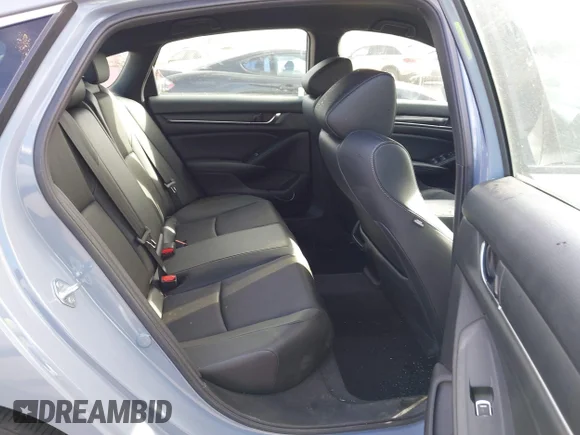 ✅ 2022 Honda Accord Sport • VIN: 1HGCV1F35NA046884 • Lot: 43472944. Wystawiony na IAAI z przebiegiem 38 624 mil. Bezpłatny archiwum sprzedaży aukcyjnych z USA i szczegółowy raport historii pojazdu na DreamBid. Zdjęcie 8.