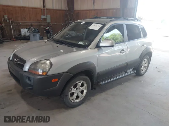 ✅ 2009 Hyundai Tucson SE • VIN: KM8JN72D79U002330 • Lot: 45031380. Wystawiony na IAAI z przebiegiem 92 820 mil. Bezpłatny archiwum sprzedaży aukcyjnych z USA i szczegółowy raport historii pojazdu na DreamBid. Zdjęcie 2.