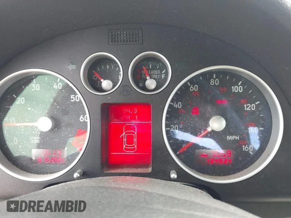 ✅ 2004 Audi TT • VIN: TRUUT28N641003396 • Lot: 45232837. Wystawiony na IAAI z przebiegiem 134 934 mil. Bezpłatny archiwum sprzedaży aukcyjnych z USA i szczegółowy raport historii pojazdu na DreamBid. Zdjęcie 7.