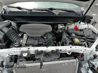 ✅ 2021 GMC Acadia AT4 • VIN: 1GKKNLLS6MZ121632 • Lot: 69590325. Wystawiony na Copart z przebiegiem 48 517 mil. Bezpłatny archiwum sprzedaży aukcyjnych z USA i szczegółowy raport historii pojazdu na DreamBid. Zdjęcie 14.