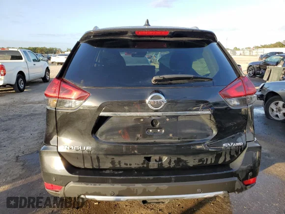 ✅ 2019 Nissan Rogue SV • VIN: KNMAT2MV6KP538712 • Лот: 70012552. Опубліковано раніше на Copart з пробігом 18 138 миль. Безкоштовний доступ до архіву аукціонних продажів зі США та докладний звіт про історію автомобіля на DreamBid. Зображення 6.