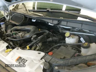 ✅ 2020 Ford Transit Cargo • VIN: 1FTBR1Y81LKA74678 • Lot: 41173381. Wystawiony na IAAI z przebiegiem 39 137 mil. Bezpłatny archiwum sprzedaży aukcyjnych z USA i szczegółowy raport historii pojazdu na DreamBid. Zdjęcie 25.