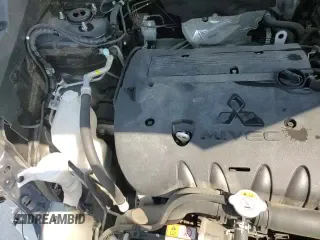 ✅ 2017 Mitsubishi Outlander ES • VIN: JA4AP3AUXHZ003038 • Lot: 68647645. Listed on Copart with 57,717 mi. Free auction sales archive from the USA and detailed vehicle history report at DreamBid. Image 17.