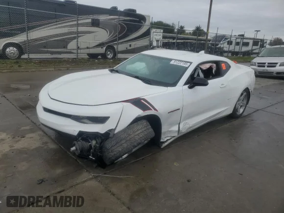 ✅ 2018 Chevrolet Camaro 2LT • VIN: 1G1FD1RS8J0190018 • Lot: 91222195. Listed on Copart with 121,711 mi. Free auction sales archive from the USA and detailed vehicle history report at DreamBid. Image 1.