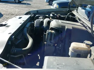 ✅ 2013 Chevrolet Silverado 1500 LT • VIN: 3GCPKSE70DG131618 • Lot: 43691338. Wystawiony na IAAI z przebiegiem 245 614 mil. Bezpłatny archiwum sprzedaży aukcyjnych z USA i szczegółowy raport historii pojazdu na DreamBid. Zdjęcie 19.