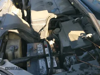 ✅ 2015 Toyota Sienna SE • VIN: 5TDXK3DC9FS569045 • Lot: 43892660. Listed on IAAI with 202,141 mi. Free auction sales archive from the USA and detailed vehicle history report at DreamBid. Image 19.