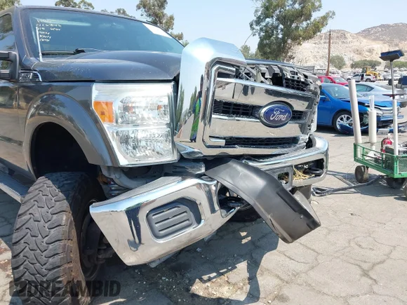 ✅ 2016 Ford F-250 Lariat • VIN: 1FT7W2B60GEC16096 • Lot: 42732873. Wystawiony na IAAI z przebiegiem 73 753 mil. Bezpłatny archiwum sprzedaży aukcyjnych z USA i szczegółowy raport historii pojazdu na DreamBid. Zdjęcie 6.