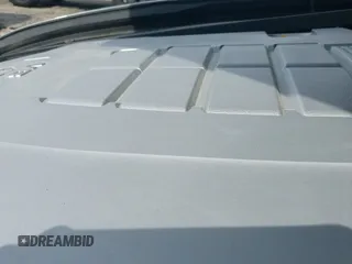 ✅ 2012 Lexus LS 460 • VIN: JTHCL5EF5C5013492 • Лот: 42121002. Опубликован ранее на IAAI с пробегом 122 221 миль. Бесплатный доступ к архиву аукционных продаж из США и подробный отчёт об истории автомобиля на DreamBid. Изображение 19.