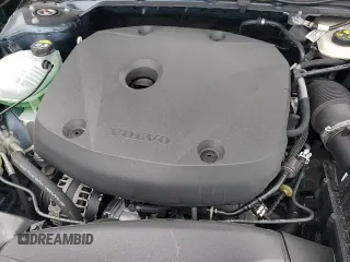 ✅ 2021 Volvo XC40 Momentum • VIN: YV4162UK3M2566378 • Lot: 80623825. Wystawiony na Copart z przebiegiem 44 167 mil. Bezpłatny archiwum sprzedaży aukcyjnych z USA i szczegółowy raport historii pojazdu na DreamBid. Zdjęcie 14.