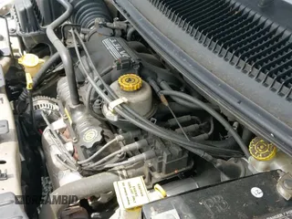 ✅ 2002 Chrysler Town & Country LX • VIN: 2C4GP44372R747075 • Лот: 42580281. Опубликован ранее на IAAI с пробегом 72 310 миль. Бесплатный доступ к архиву аукционных продаж из США и подробный отчёт об истории автомобиля на DreamBid. Изображение 19.