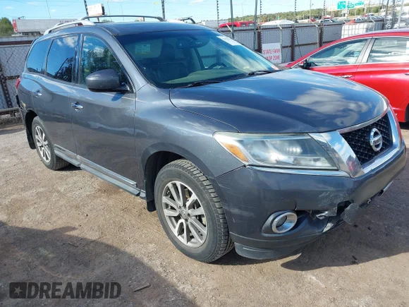 ✅ 2013 Nissan Pathfinder S • VIN: 5N1AR2MN1DC624675 • Lot: 43578184. Listed on IAAI with 212,205 mi. Free auction sales archive from the USA and detailed vehicle history report at DreamBid. Image 1.