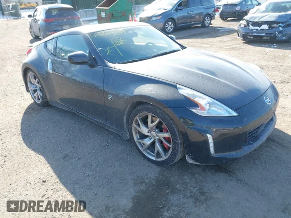 ✅ 2016 Nissan 370Z Sport • VIN: JN1AZ4EH4GM932644 • Lot: 44274988. Wystawiony na IAAI z przebiegiem 61 925 mil. Bezpłatny archiwum sprzedaży aukcyjnych z USA i szczegółowy raport historii pojazdu na DreamBid. Zdjęcie 1.