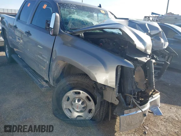 ✅ 2008 GMC Sierra 2500HD SLT • VIN: 1GTHK23698F208542 • Lot: 44740753. Listed on IAAI with Not provided. Free auction sales archive from the USA and detailed vehicle history report at DreamBid. Image 1.