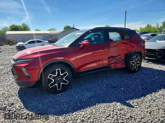 ✅ 2025 Chevrolet Blazer RS • VIN: 3GNKBKRS1SS132643 • Лот: 53810486. Опубликован ранее на Copart с пробегом 15 802 миль. Бесплатный доступ к архиву аукционных продаж из США и подробный отчёт об истории автомобиля на DreamBid. Изображение 1.