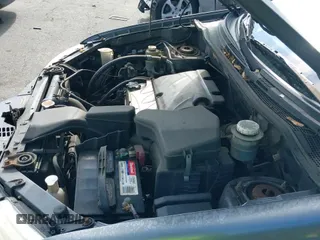 ✅ 2005 Mitsubishi Outlander LS • VIN: JA4LZ31F45U039336 • Lot: 42721389. Wystawiony na IAAI z przebiegiem 171 348 mil. Bezpłatny archiwum sprzedaży aukcyjnych z USA i szczegółowy raport historii pojazdu na DreamBid. Zdjęcie 20.