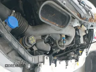 ✅ 2018 Ford Transit • VIN: 1FTYE1YM3JKA11520 • Lot: 42208894. Wystawiony na IAAI z przebiegiem 139 018 mil. Bezpłatny archiwum sprzedaży aukcyjnych z USA i szczegółowy raport historii pojazdu na DreamBid. Zdjęcie 19.