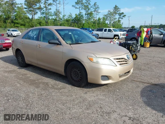 ✅ 2011 Toyota Camry SE • VIN: 4T1BF3EK1BU141766 • Lot: 45091634. Wystawiony na IAAI z przebiegiem 240 737 mil. Bezpłatny archiwum sprzedaży aukcyjnych z USA i szczegółowy raport historii pojazdu na DreamBid. Zdjęcie 1.