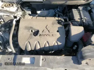 ✅ 2019 Mitsubishi Outlander ES • VIN: JA4AZ3A38KZ014984 • Лот: 91239935. Опубликован ранее на Copart с пробегом 70 669 миль. Бесплатный доступ к архиву аукционных продаж из США и подробный отчёт об истории автомобиля на DreamBid. Изображение 15.