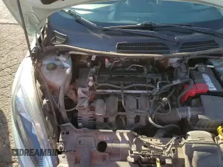 ✅ 2018 Ford Fiesta SE • VIN: 3FADP4EJ8JM109302 • Lot: 82277665. Wystawiony na Copart z przebiegiem 85 090 mil. Bezpłatny archiwum sprzedaży aukcyjnych z USA i szczegółowy raport historii pojazdu na DreamBid. Zdjęcie 13.