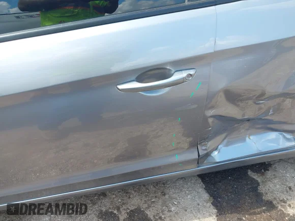 ✅ 2017 Hyundai Elantra SE • VIN: 5NPD84LF5HH024956 • Lot: 45189905. Wystawiony na IAAI z przebiegiem 171 980 mil. Bezpłatny archiwum sprzedaży aukcyjnych z USA i szczegółowy raport historii pojazdu na DreamBid. Zdjęcie 6.