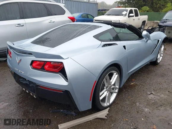 ✅ 2017 Chevrolet Corvette 2LT • VIN: 1G1YC2D75H5107680 • Lot: 43235598. Wystawiony na IAAI z przebiegiem Nie podano. Bezpłatny archiwum sprzedaży aukcyjnych z USA i szczegółowy raport historii pojazdu na DreamBid. Zdjęcie 4.
