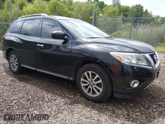 ✅ 2016 Nissan Pathfinder SV • VIN: 5N1AR2MM4GC660985 • Lot: 45343388. Listed on IAAI with 220,779 mi. Free auction sales archive from the USA and detailed vehicle history report at DreamBid. Image 1.