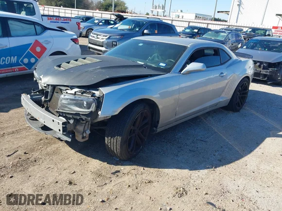 ✅ 2014 Chevrolet Camaro SS • VIN: 2G1FK1EJ3E9161864 • Lot: 44225663. Wystawiony na IAAI z przebiegiem 136 002 mil. Bezpłatny archiwum sprzedaży aukcyjnych z USA i szczegółowy raport historii pojazdu na DreamBid. Zdjęcie 2.
