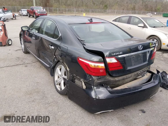 ✅ 2010 Lexus LS 460 L • VIN: JTHGL5EF1A5039716 • Лот: 44550976. Опубліковано раніше на IAAI з пробігом 84 216 миль. Безкоштовний доступ до архіву аукціонних продажів зі США та докладний звіт про історію автомобіля на DreamBid. Зображення 3.