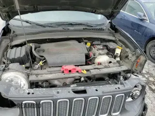 ✅ 2018 Jeep Renegade Latitude • VIN: ZACCJBBB3JPJ23157 • Lot: 71882485. Wystawiony na Copart z przebiegiem 142 643 mil. Bezpłatny archiwum sprzedaży aukcyjnych z USA i szczegółowy raport historii pojazdu na DreamBid. Zdjęcie 14.