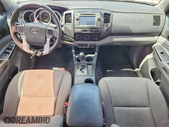 ✅ 2013 Toyota Tacoma PreRunner • VIN: 5TFJU4GN9DX047056 • Lot: 54748326. Wystawiony na Copart z przebiegiem 175 292 mil. Bezpłatny archiwum sprzedaży aukcyjnych z USA i szczegółowy raport historii pojazdu na DreamBid. Zdjęcie 8.