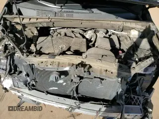 ✅ 2017 Toyota Highlander LE • VIN: 5TDZZRFH2HS203155 • Лот: 82333335. Опубликован ранее на Copart с пробегом 107 163 миль. Бесплатный доступ к архиву аукционных продаж из США и подробный отчёт об истории автомобиля на DreamBid. Изображение 14.